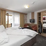 Aktiv-hotel Traube 3*