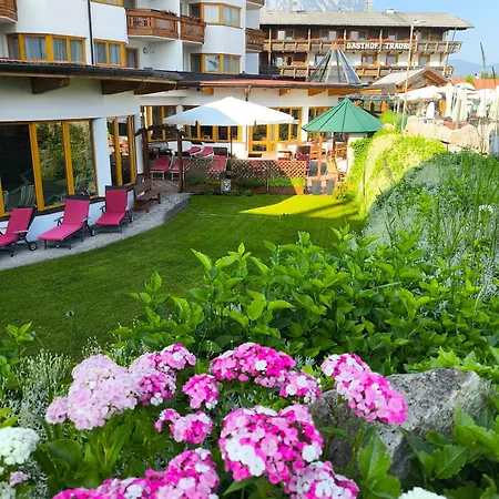 Aktiv-hotel Traube Am Mieminger Sonnenplateau Wildermieming