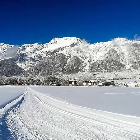 Aktiv-hotel Traube Am Mieminger Sonnenplateau Hotel 3*