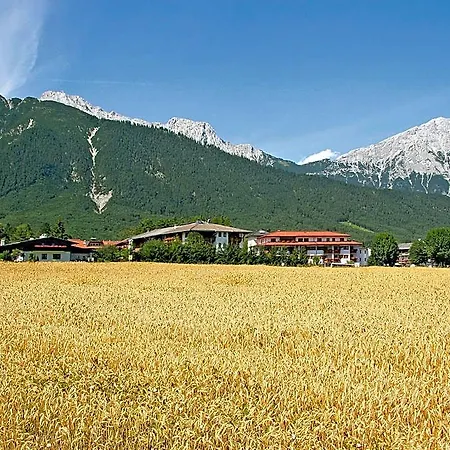 Aktiv-hotel Traube Am Mieminger Sonnenplateau Wildermieming