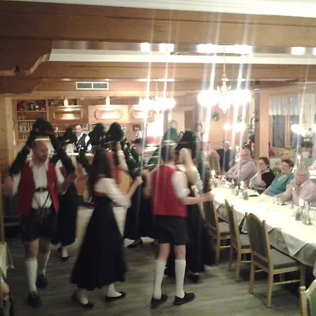 Szálloda Aktiv-hotel Traube 3*