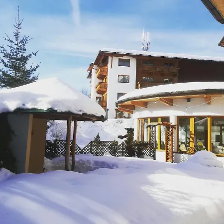Aktiv-hotel Traube Am Mieminger Sonnenplateau 호텔 3*