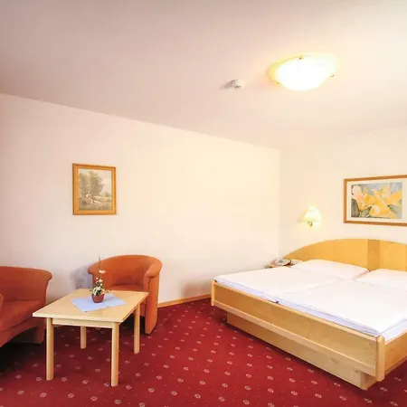 호텔 Aktiv-hotel Traube Am Mieminger Sonnenplateau Wildermieming