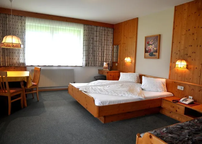 酒店 Aktiv-hotel Traube Am Mieminger Sonnenplateau