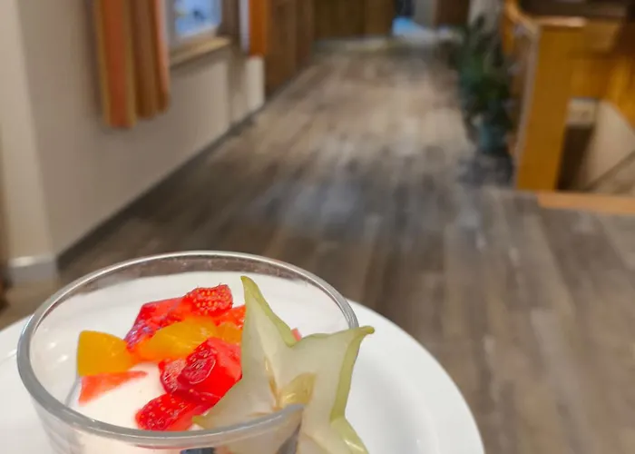 酒店 Aktiv-hotel Traube Am Mieminger Sonnenplateau 3*