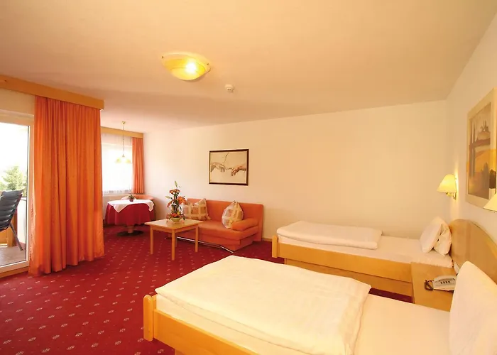 Aktiv-hotel Traube Am Mieminger Sonnenplateau 酒店 3*