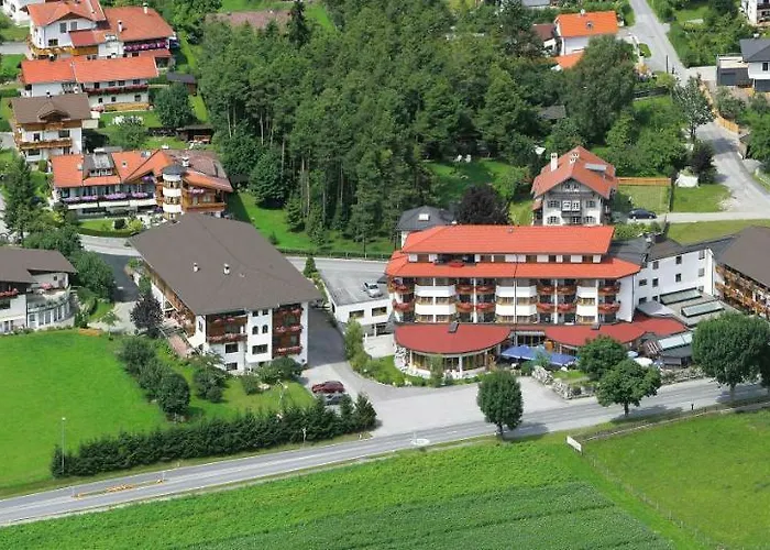 酒店 Aktiv-hotel Traube Am Mieminger Sonnenplateau