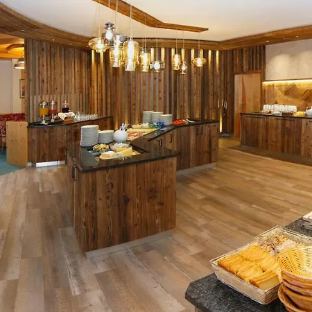 Aktiv-hotel Traube Am Mieminger Sonnenplateau Hotel 3*