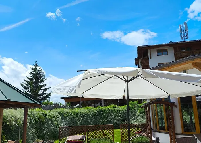 Отель Aktiv-hotel Traube Am Mieminger Sonnenplateau 3*