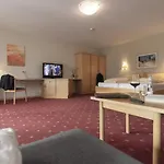Hotel Aktiv-hotel Traube Am Mieminger Sonnenplateau Wildermieming