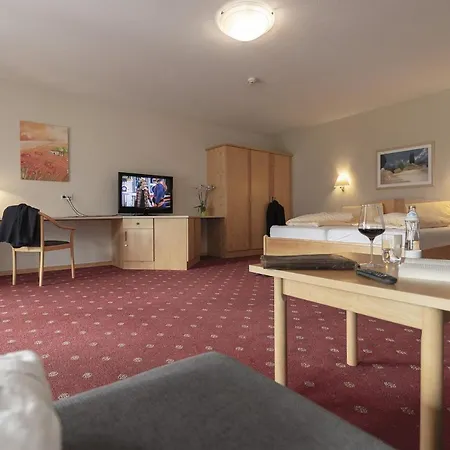 Hotel Aktiv-hotel Traube Am Mieminger Sonnenplateau Wildermieming